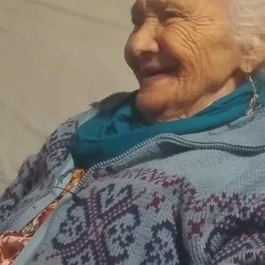 Meet your Posher, Mireya